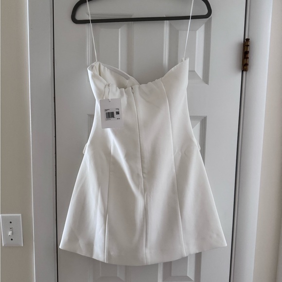 NWT | ENDLESS ROSE STRAPLESS BUTTONED MINI DRESS - Picture 5 of 6